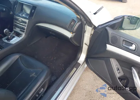 2008 Infiniti G37 Journey из США, поврежденный, VIN JNKCV64E68M129922